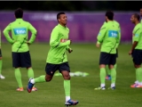 Portugal´s forward Nani Cunha (C) trains with teammates at the team's base camp on June 7, 2012 in Opalenica, two days ahead of the team's Euro 2012 opening football match against Germany. AFP PHOTO/ FRANCISCO LEONG        (Photo credit should read FRANCISCO LEONG/AFP/GettyImages)